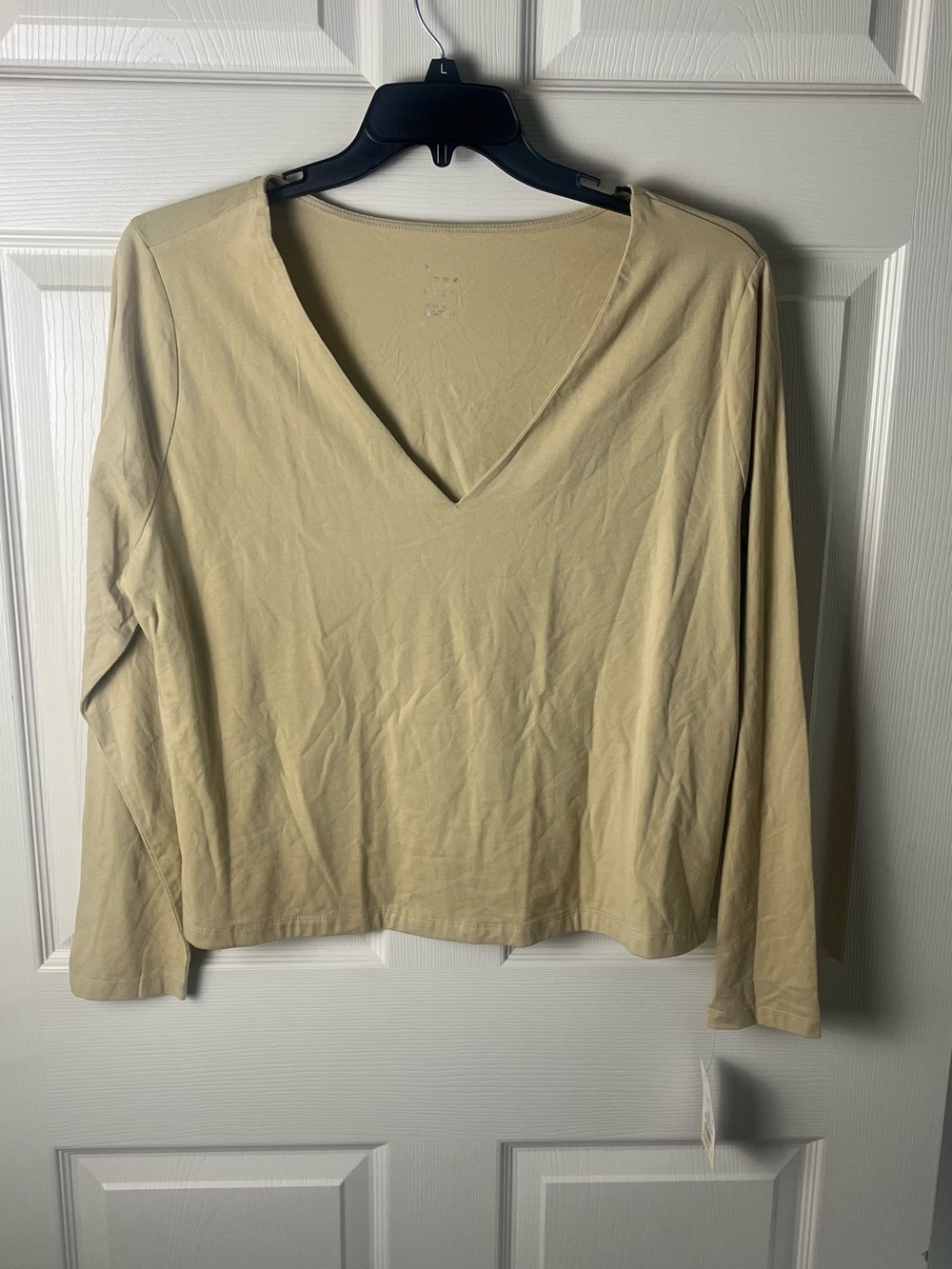 Women's V-Neck Long Sleeve Top